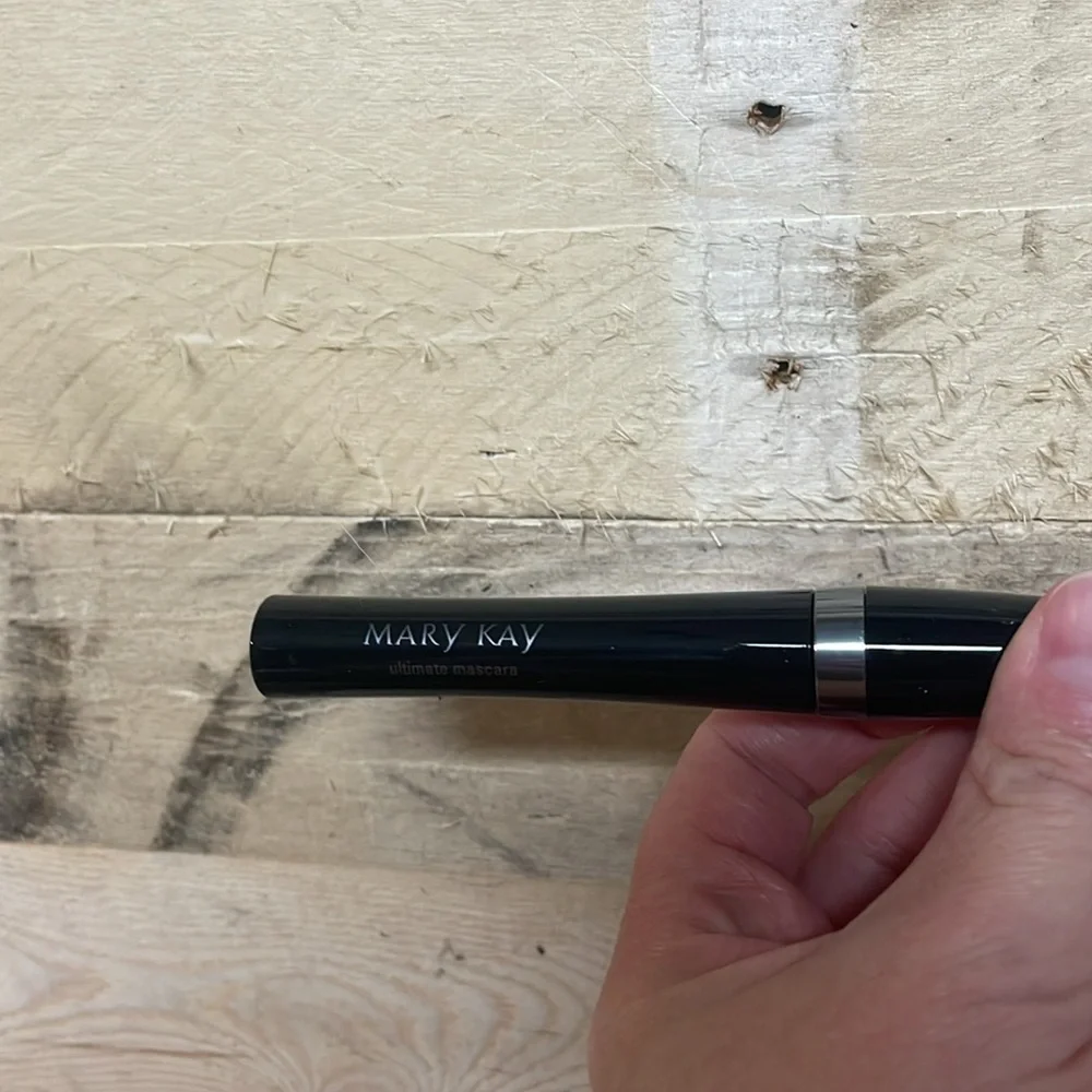 Mary Kay Intense Black Mascara